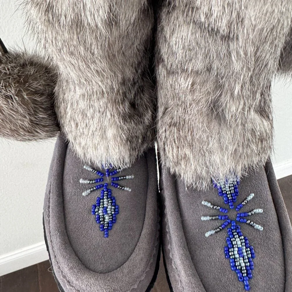 MUKS Beaded Real Fur Mukluks Boots Size 8‎ NEW Grey Alaska Style